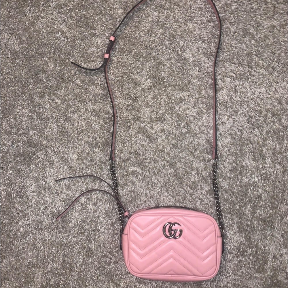 Pink Gucci GG Marmont small matelassé shoulder bag